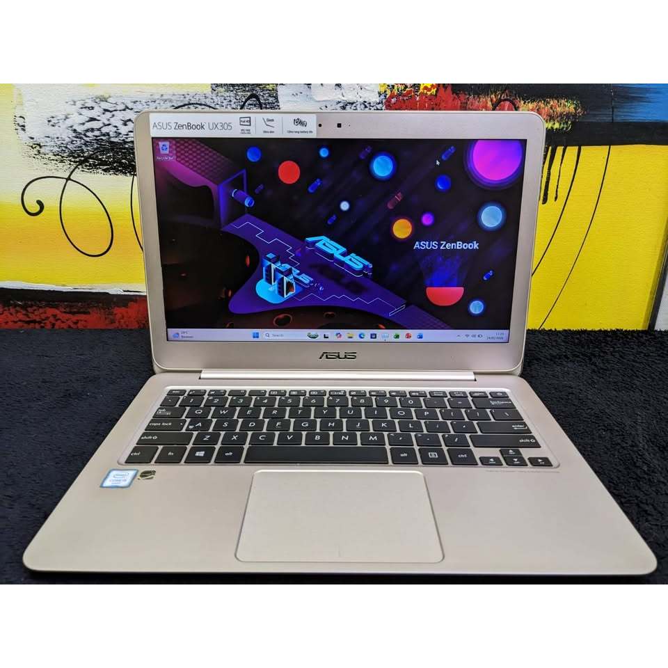 Laptop Asus Zenbook UX305 Core i5 Gen 6 8/256 Slim Mulus