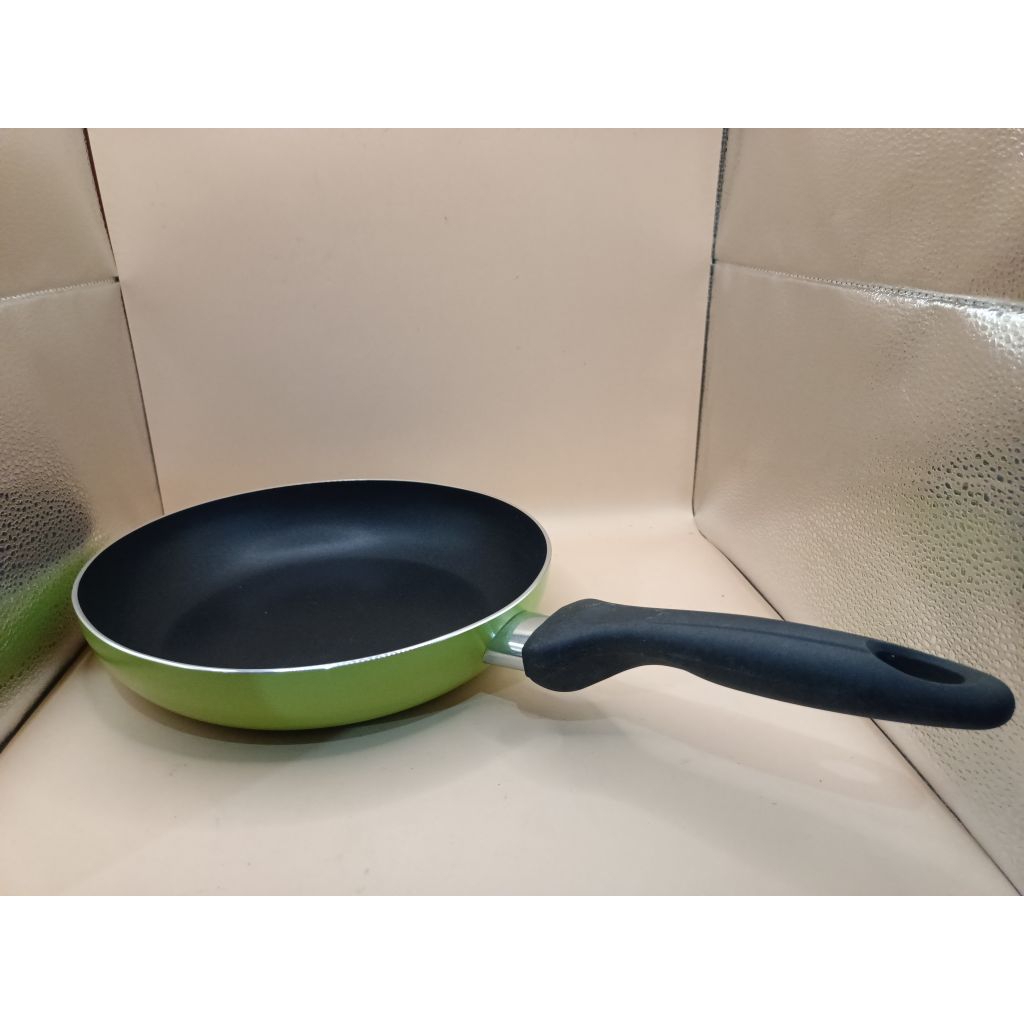 Supra Boboko Gendhis teflon 24cm frypan, saucepan 18cm