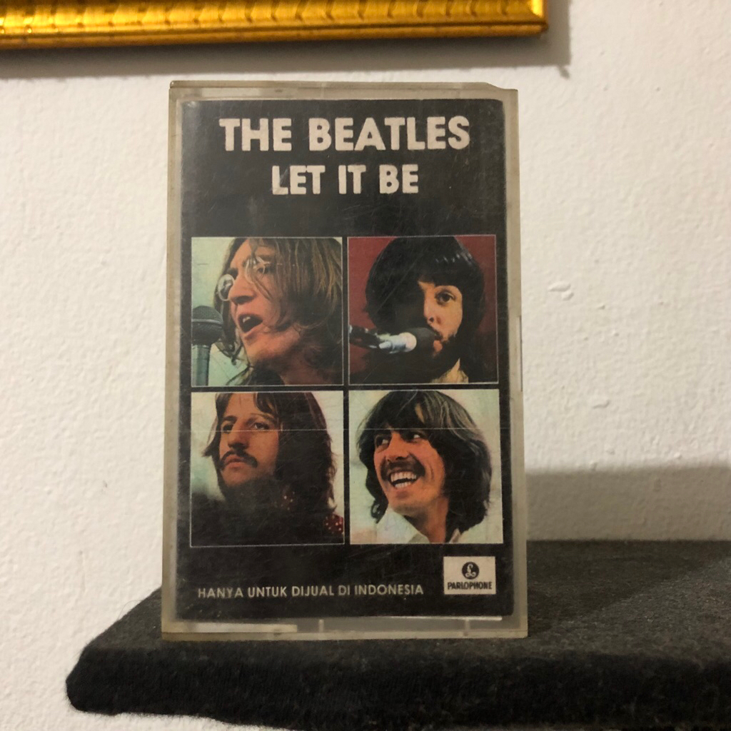 Kaset Pita THE BEATLES Album “LET IT BE”