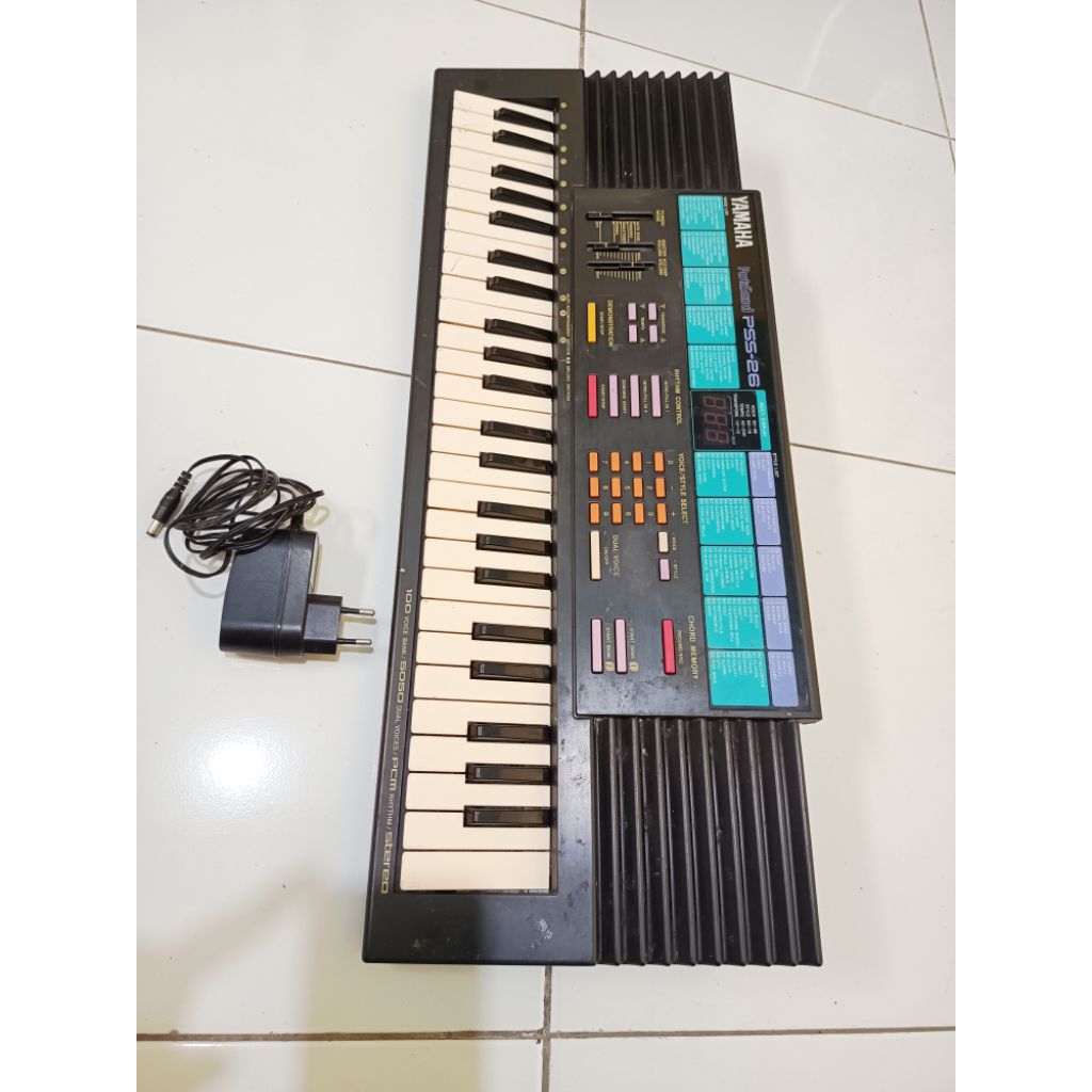 alat musik piano keyboard yamaha pss26,bekas normal sangat