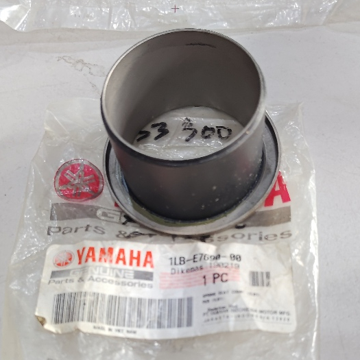 dudukan per cvt xeon rc xeon gt aerox 125 ori