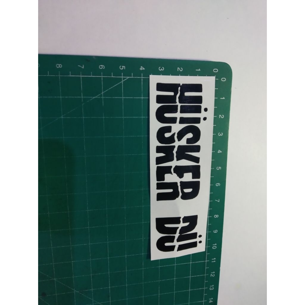 stiker cutting husker du
