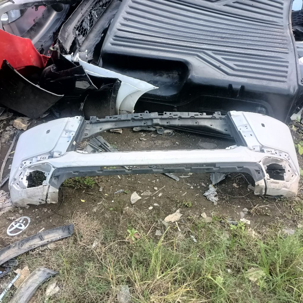 Bemper depan Pajero 2016 2017 2018 2019 2020