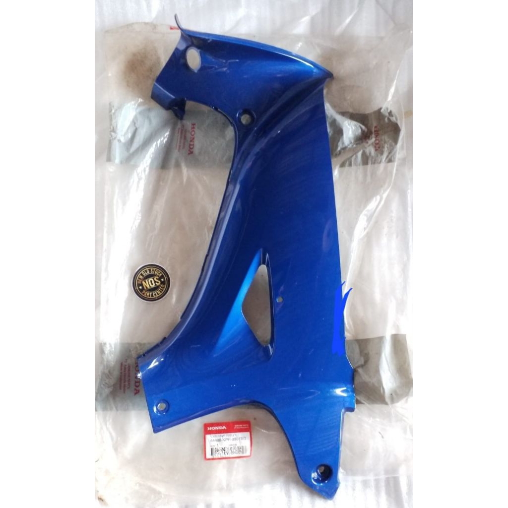 64400 KPH 880FMT COVER SAYAP DALAM KARISMA 125 BIRU FMT KANAN ORIGINAL AHM