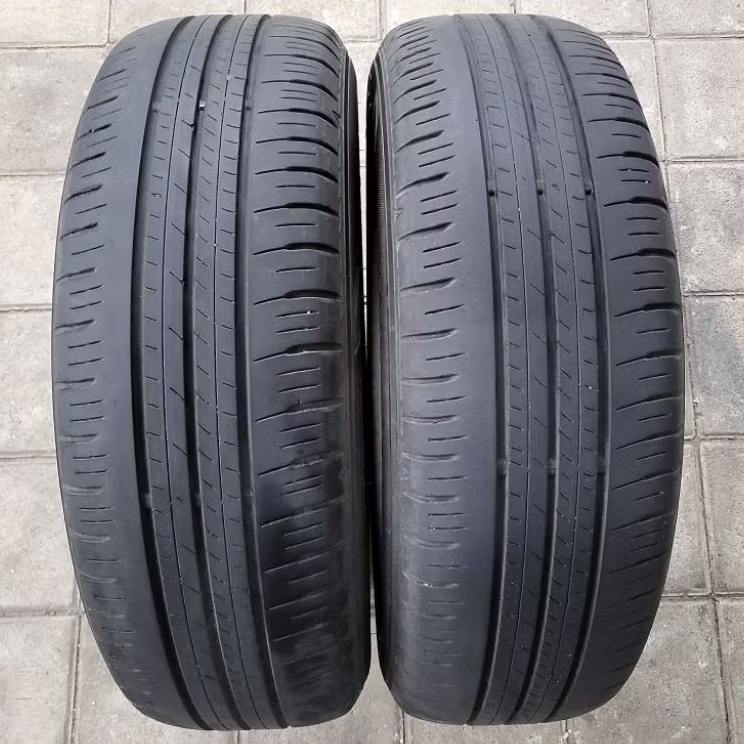 Ban 16 Inch Dunlop Enasave EC300+ 195/65 R16 Second 2pcs