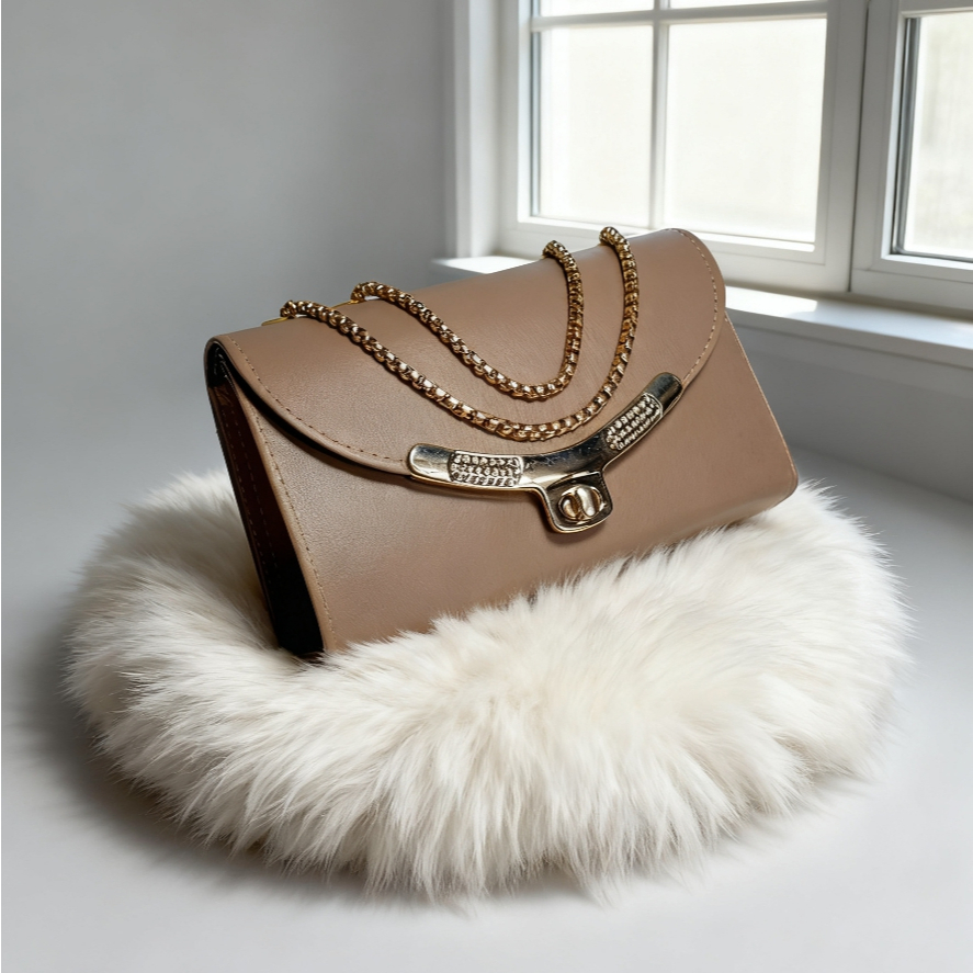 Tas Wanita Selempang Warna Moca / HItam Tali Rantai Terbaru Kekinian