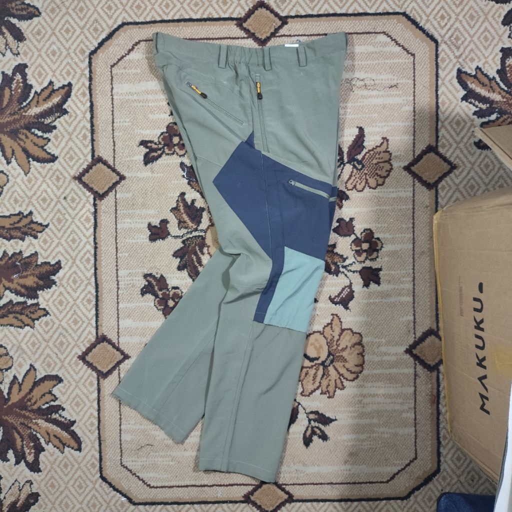 CELANA OUTDOOR SECOND CELANA HIKING SECOND KOREAN BRAND