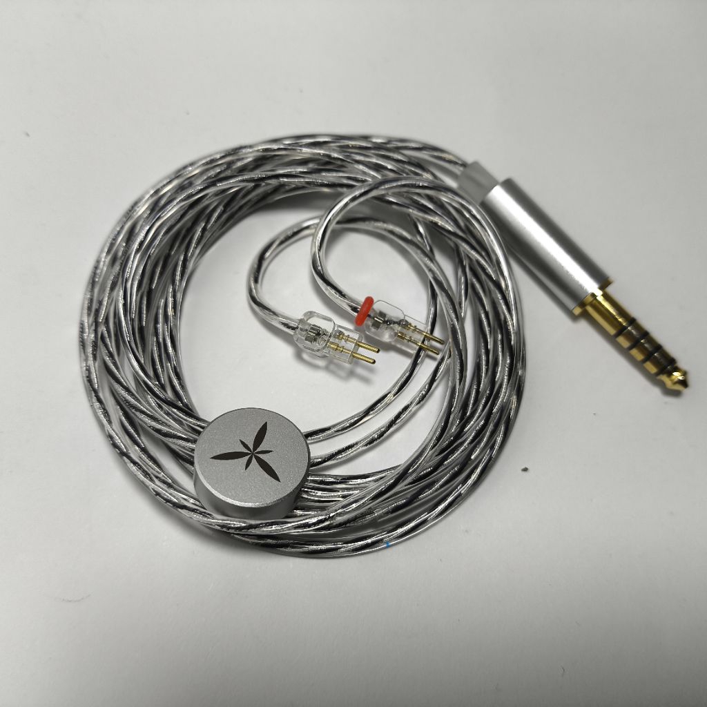 kabel bawaan moondrop lan 2 pop