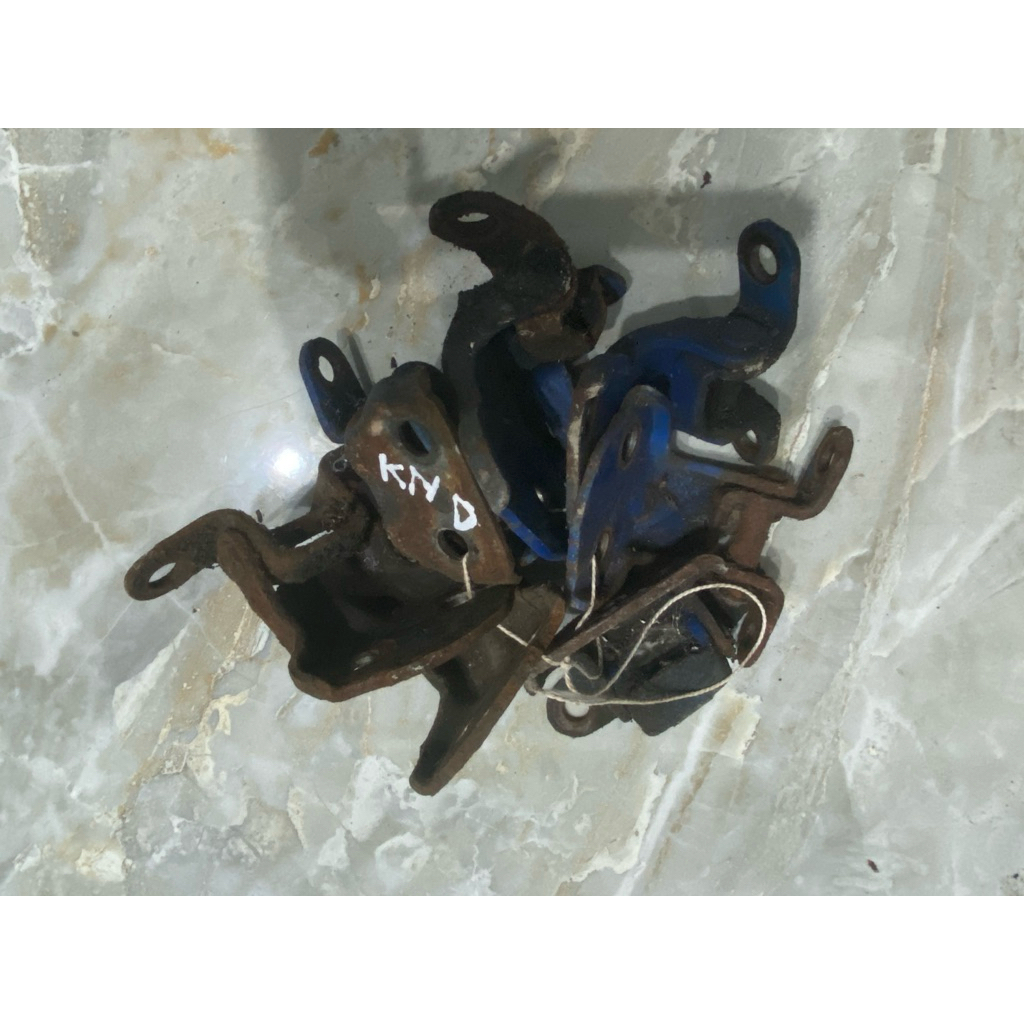 ENGSEL PINTU COROLLA GL SE SALOON