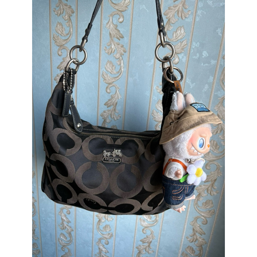 coach madison shoulder