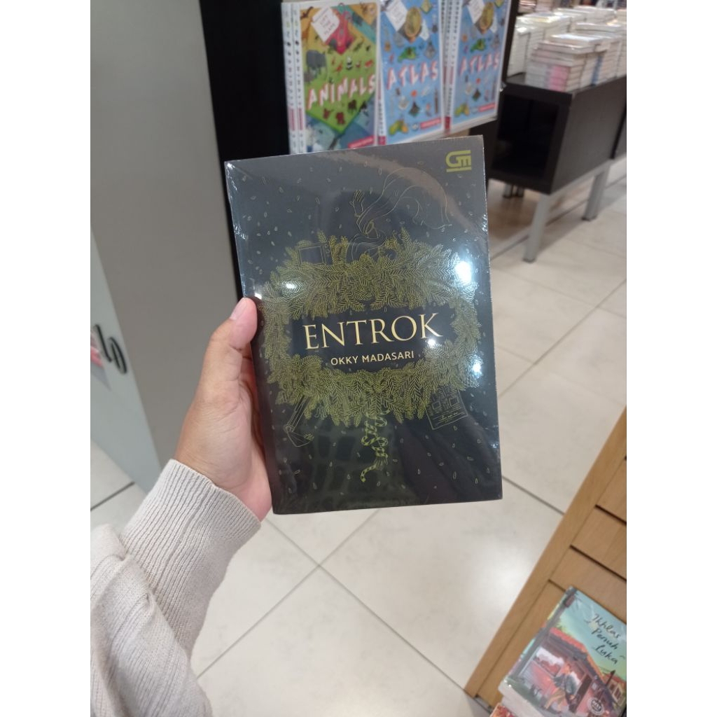 Novel Entrok - Okky Madasari Original Gramedia