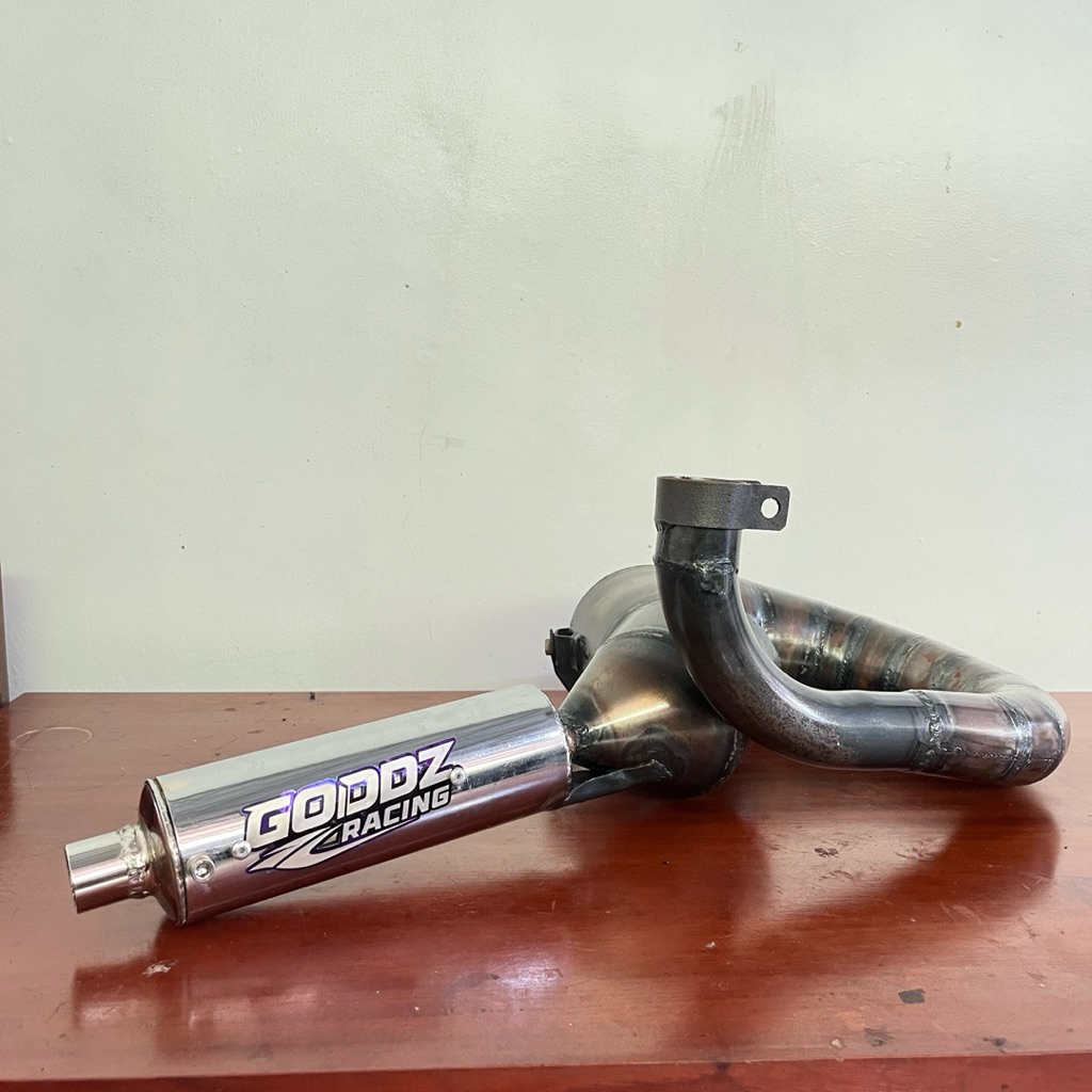 Knalpot Vespa Kanan Pendek Goddz Racing