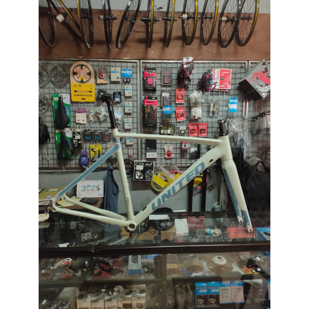 frame Roadbike united vitessa 1.0