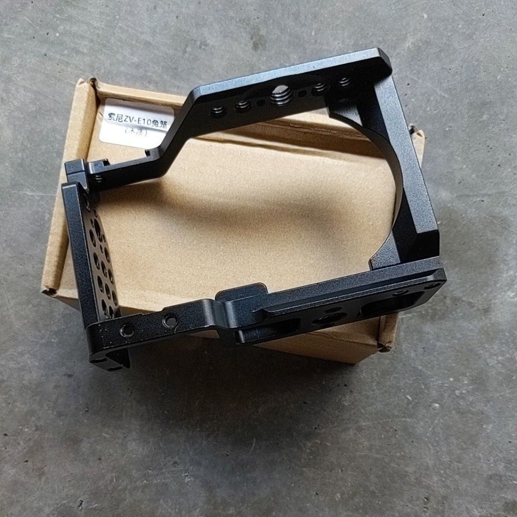 smallrig cage Sony zv-e10