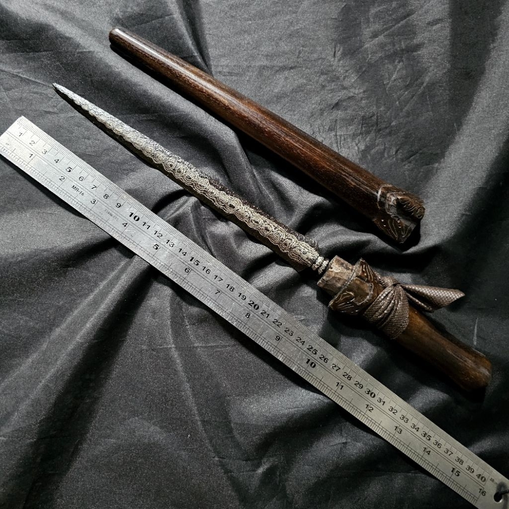 Seken Biring Lanang Pamor Wiji Timun