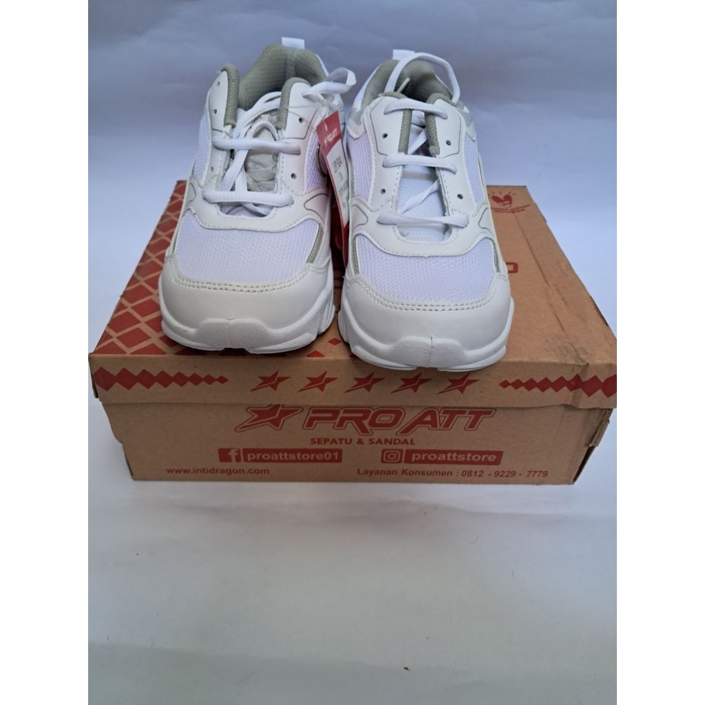 sepatu pro-att series LIP 504 putih/abu-abu