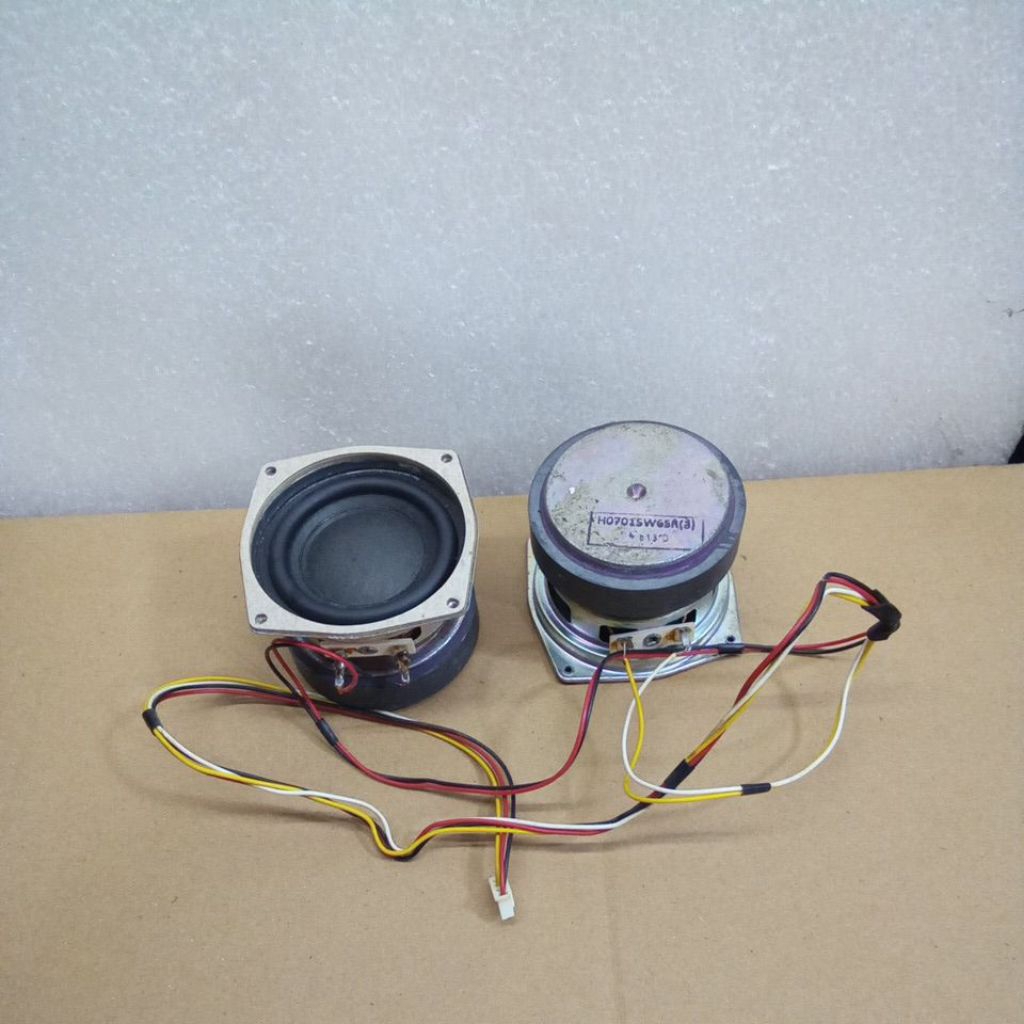 speaker tv polytron 32d905 32d9505 harga sepasang