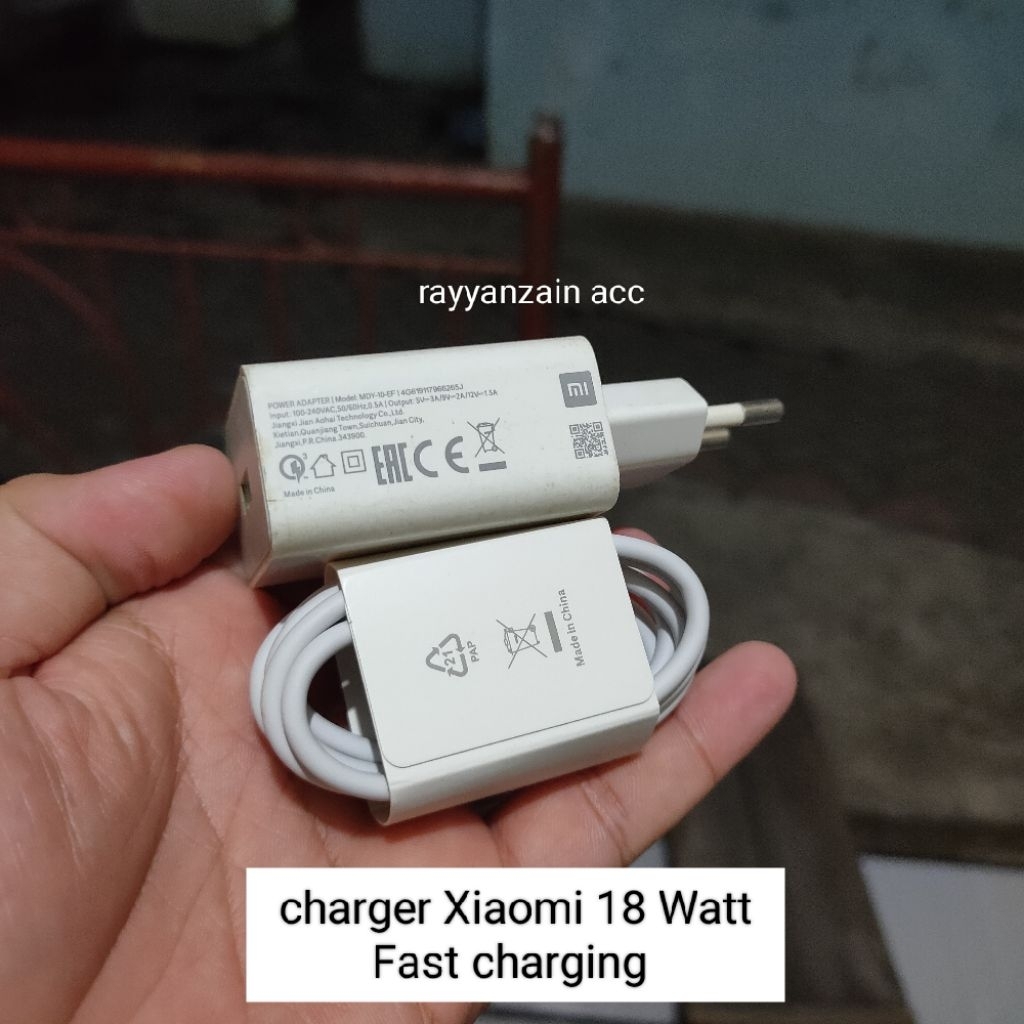 Charger xiaomi 18 watt fast Charging original copotan hp ( second )