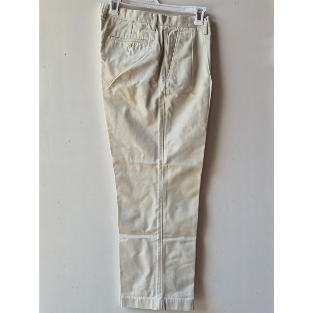 UNIQLO Vintage 2 Tuck Wide Tapered Chino Pants Celana Panjang Chinos Pria Size 31