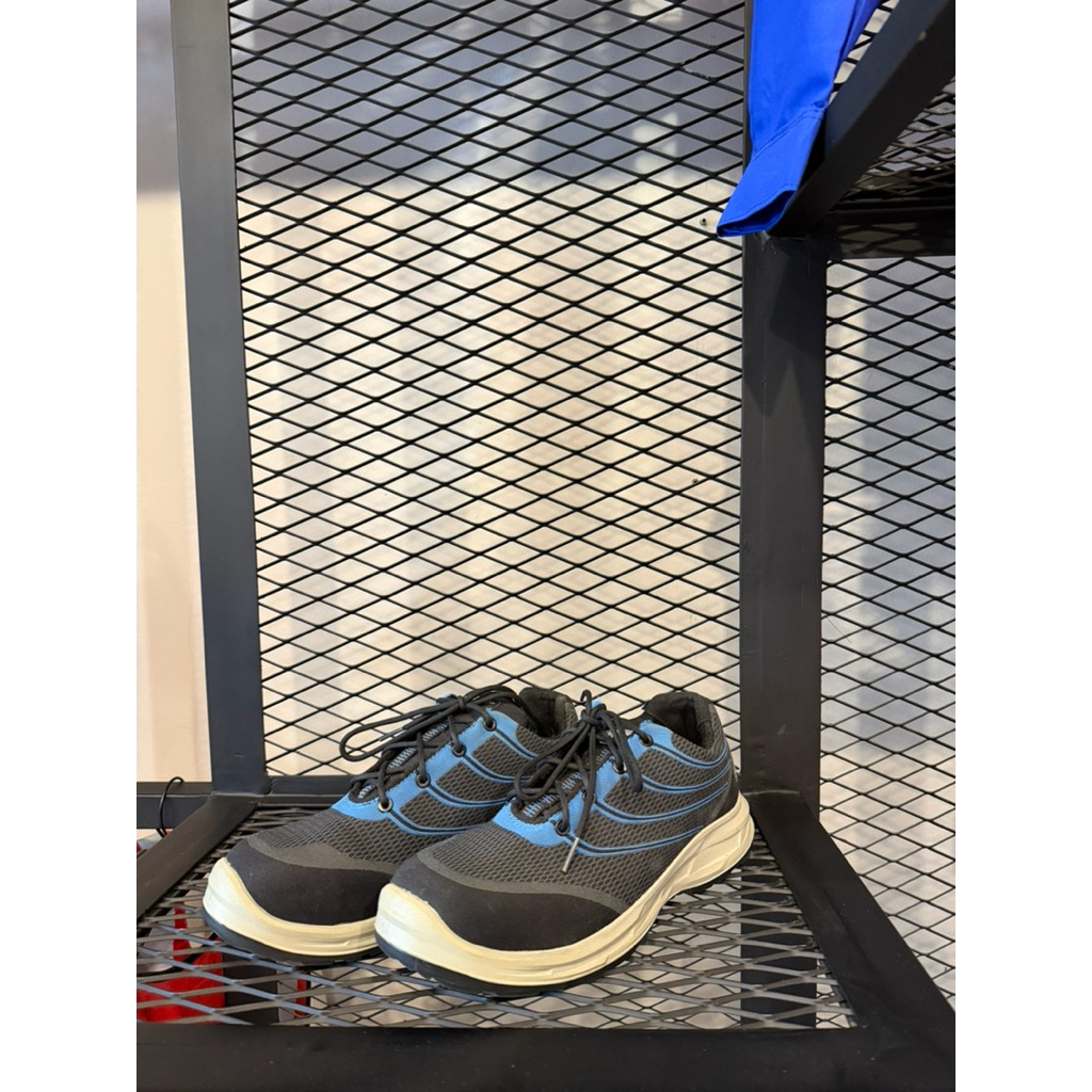 Redwing 3260 / Safety Redwing 3260 / Sepatu Safety Sport Red wing 3260