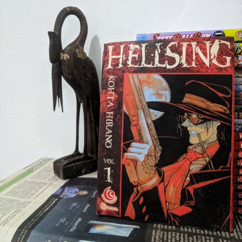 Komik Hellsing Volume 1