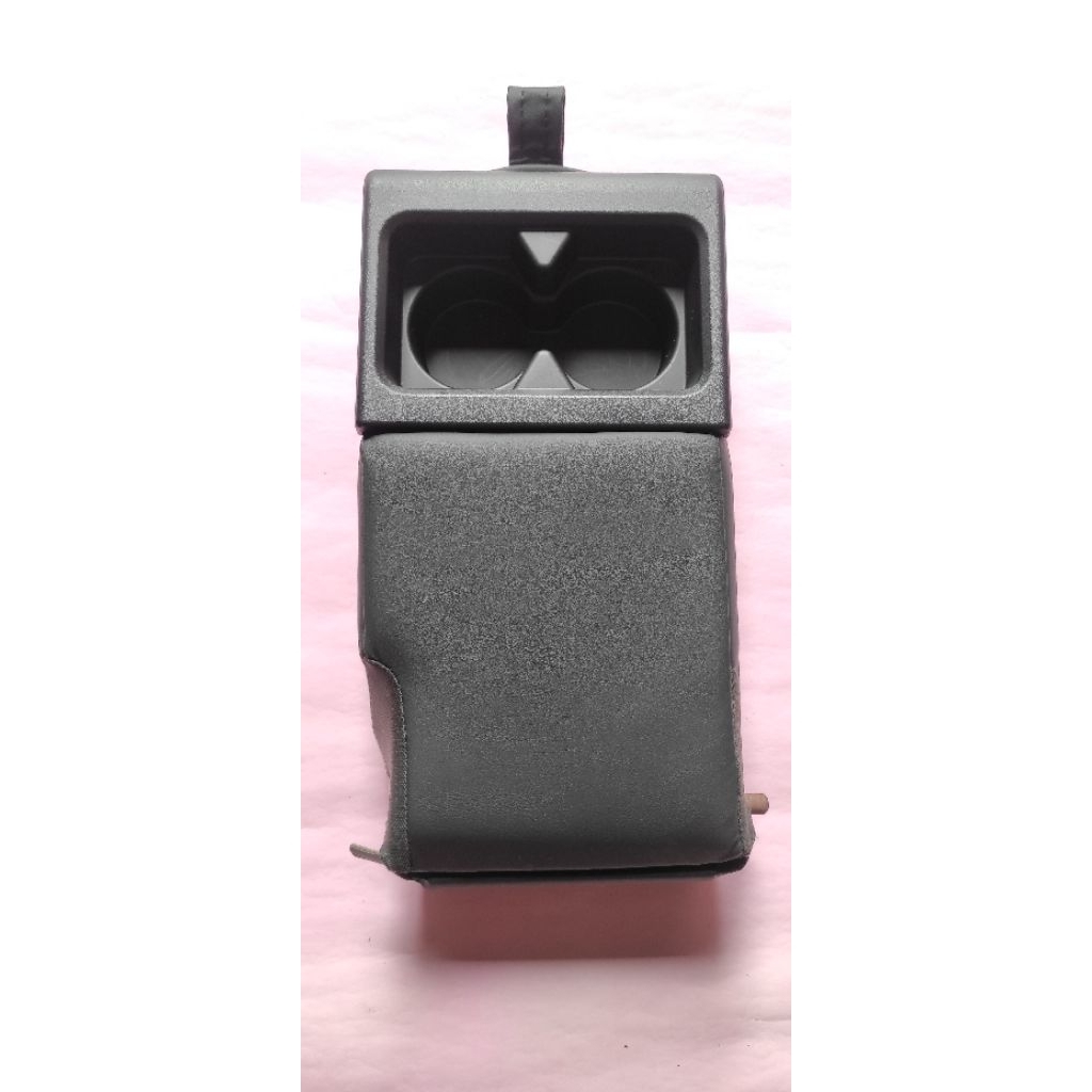 AMREST ARM REST TENGAH TOYOTA INNOVA ZENIX ORIGINAL