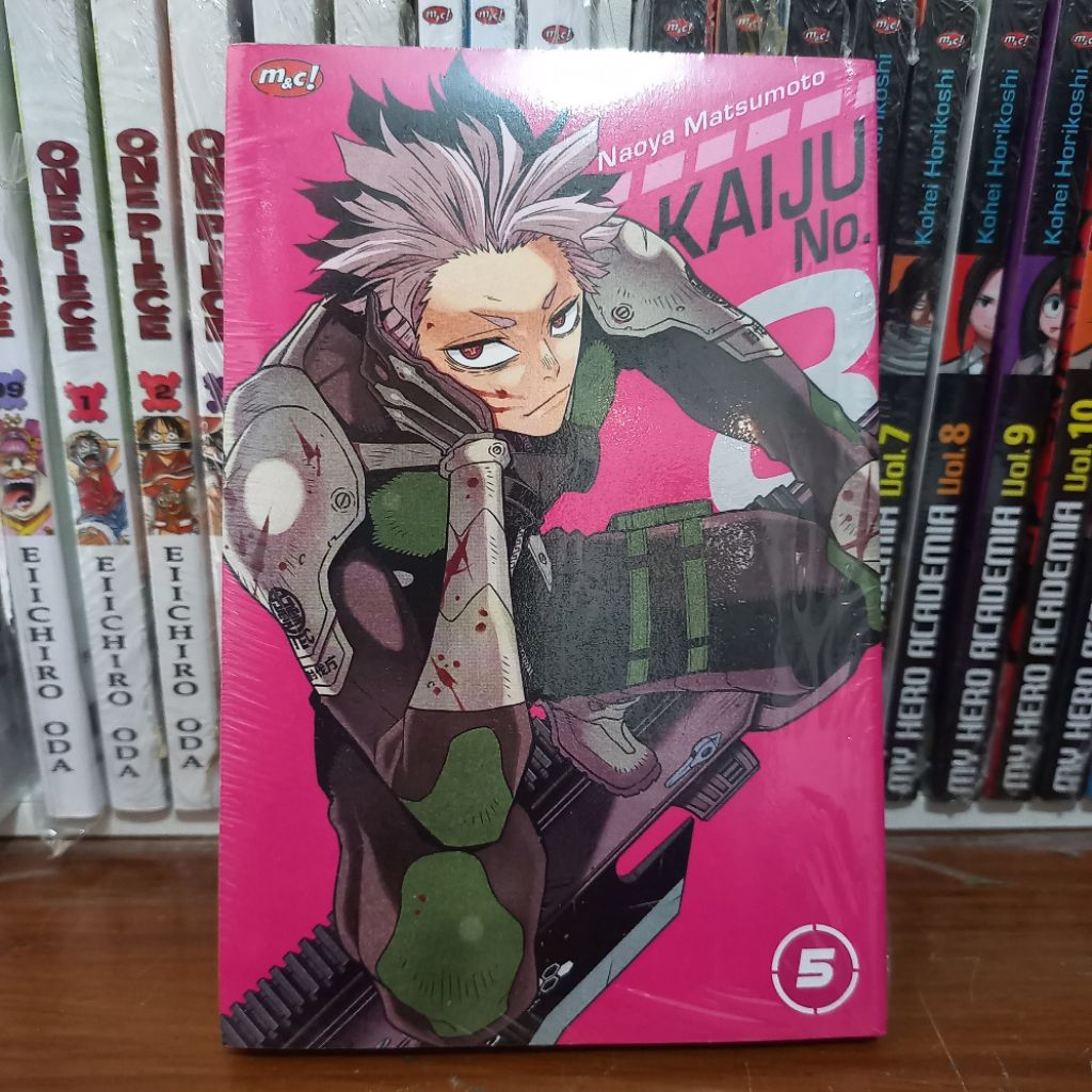 Komik Kaiju No.8 vol.5
