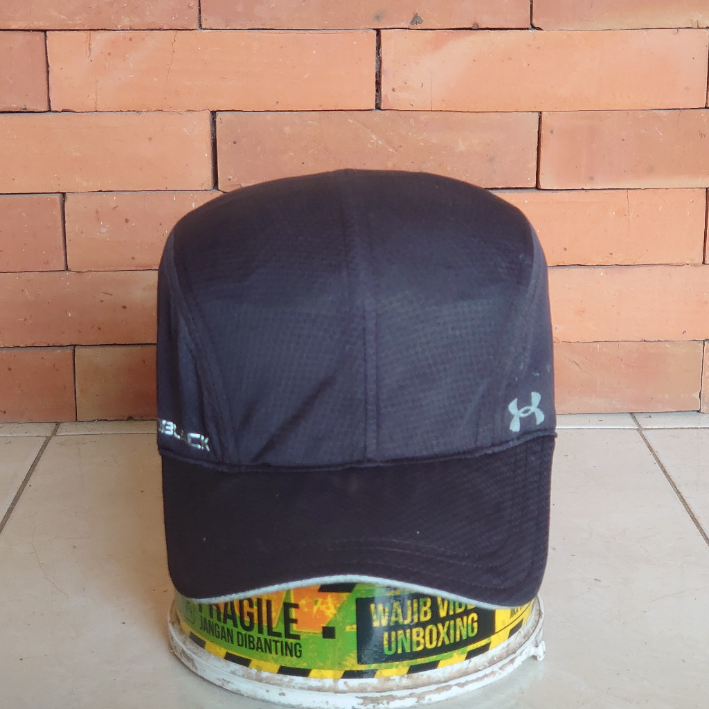 TOPI RUNNING UNDER ARMOUR ORIGINAL