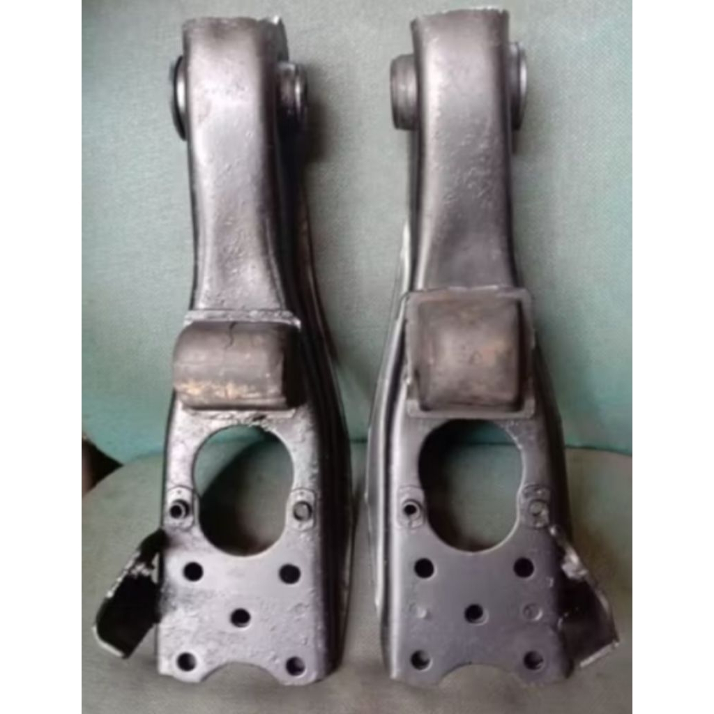 Low Arm-Sayap Bawah Toyota Kijang 5k 7k Kf40 Kanan Kiri Original Copotan