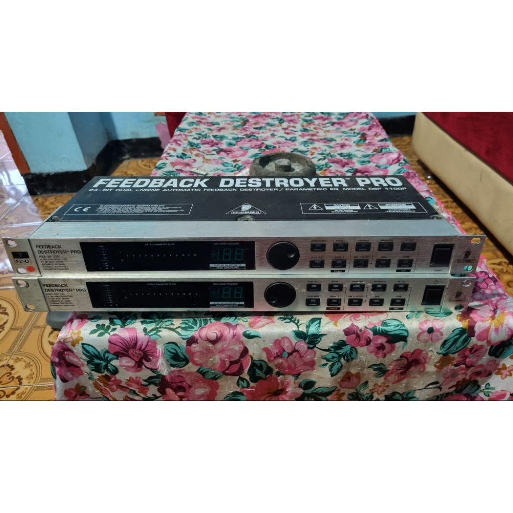 Behringer Feedback Destroyer FBQ1000 Automatic Feedback Suppressor & Parametric EQ