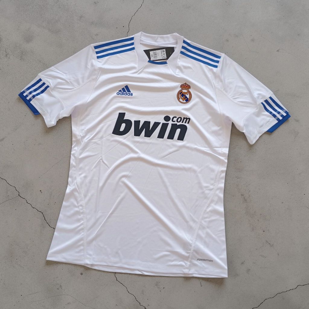 Real Madrid Home 2010/2011 Player Issue