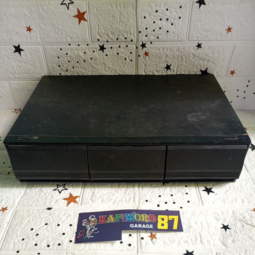 rak kaset pita (untuk 36 kaset)