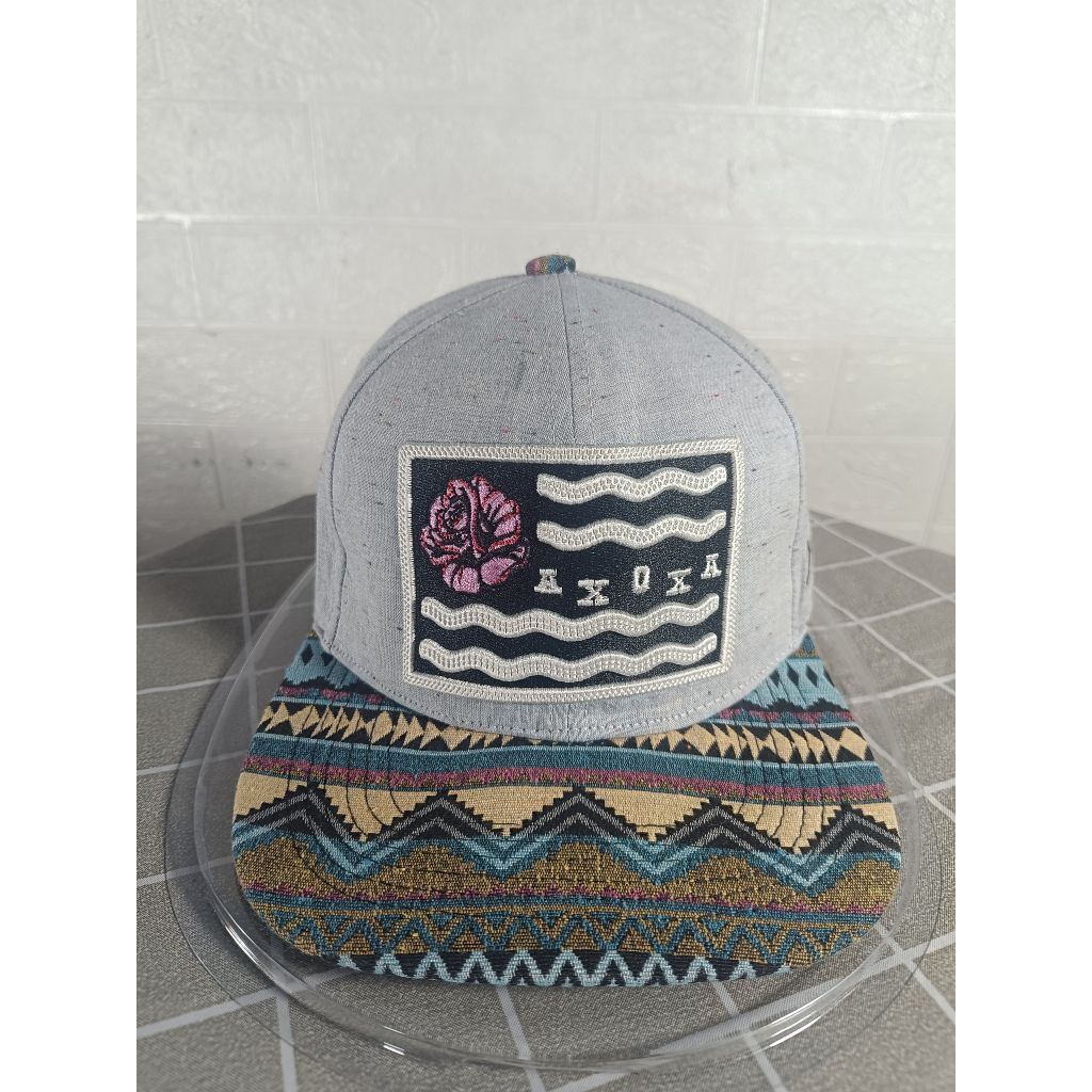 Topi Axoxa Urban swagger