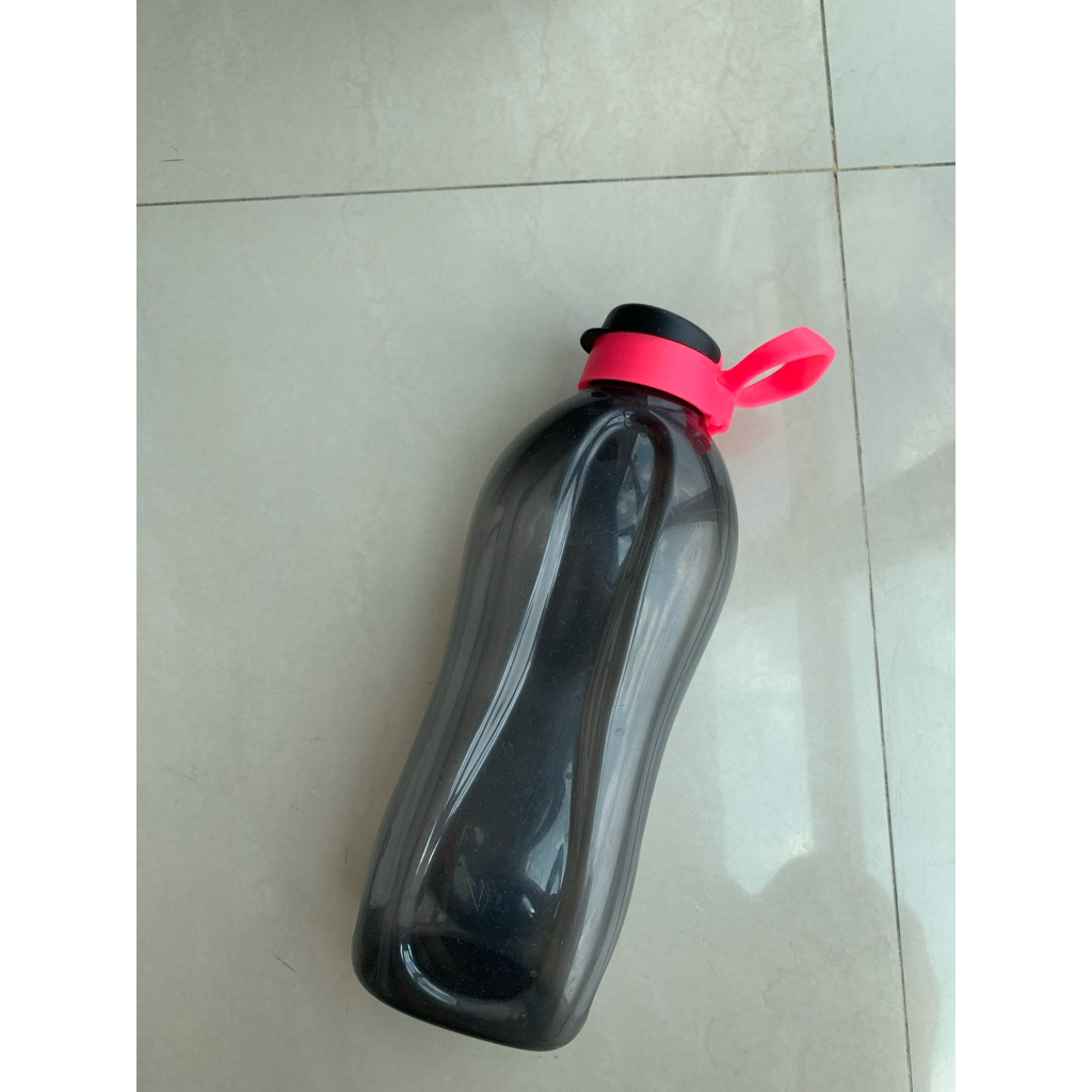 Tupperware eco bottle 2L Botol minum tupperware 2L