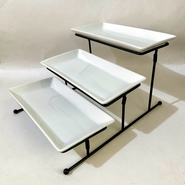 Piring saji kue buah keramik segi panjang dengan rak besi susun 3