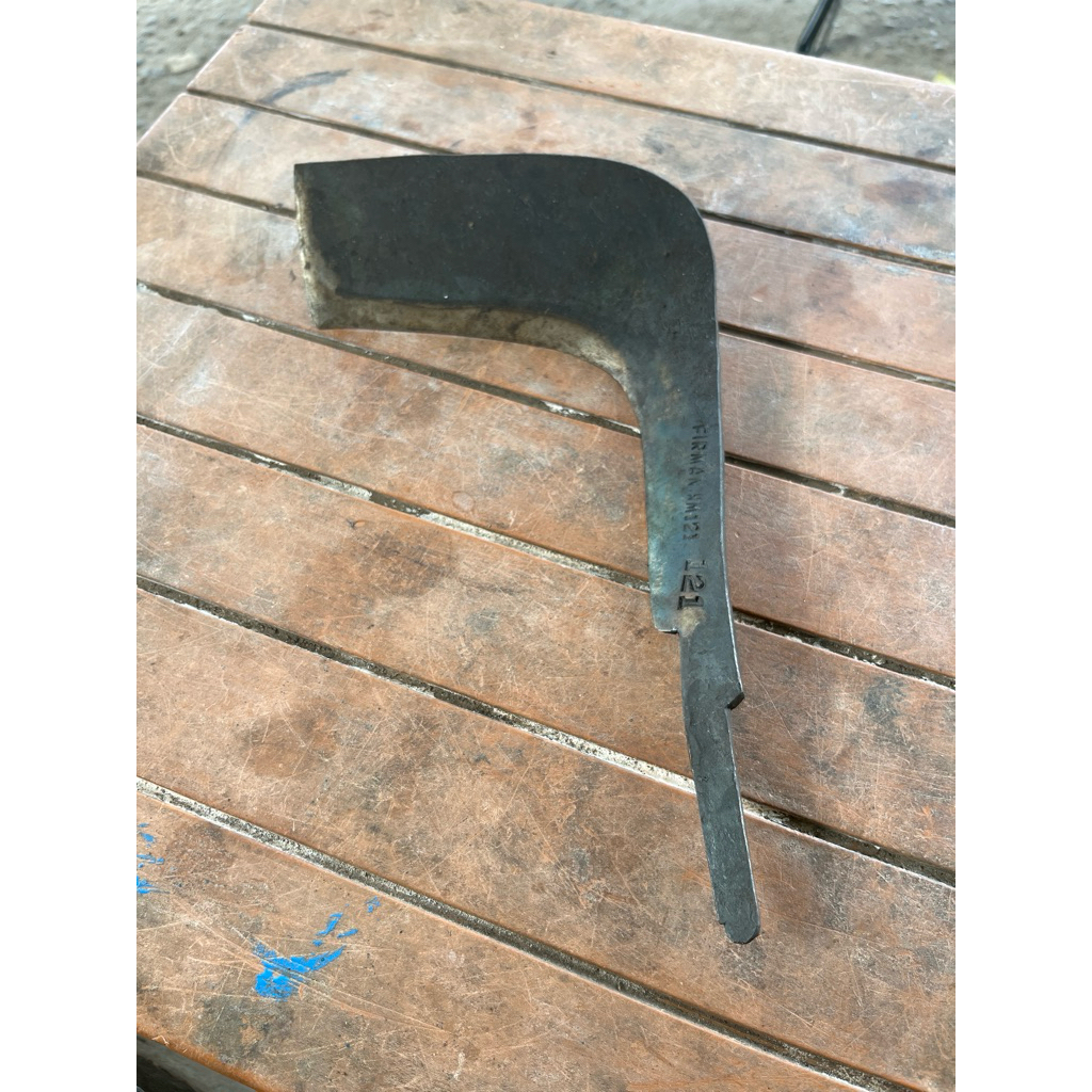 arit ganevo dempak, alat untuk merumput, berkebun