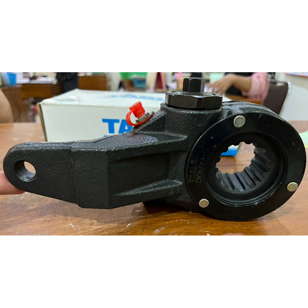 SLACK ADJUSTER DEPAN HINO 500 LH