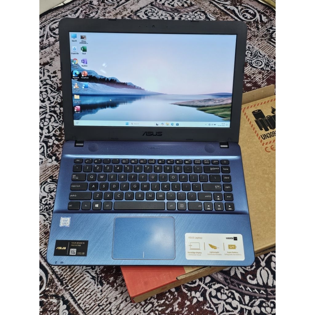 Laptop Leptop Asus X441U Intel Core i3-8130U RAM 4GB SSD 128GB Windows 11 Kondisi Second Pilihan Ter