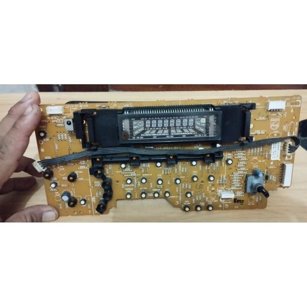 disply atau monitor compo philip