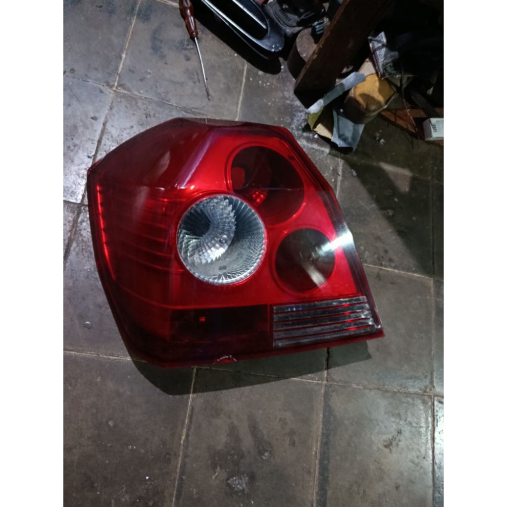 Stoplamp lampu belakang kanan Geely mk1