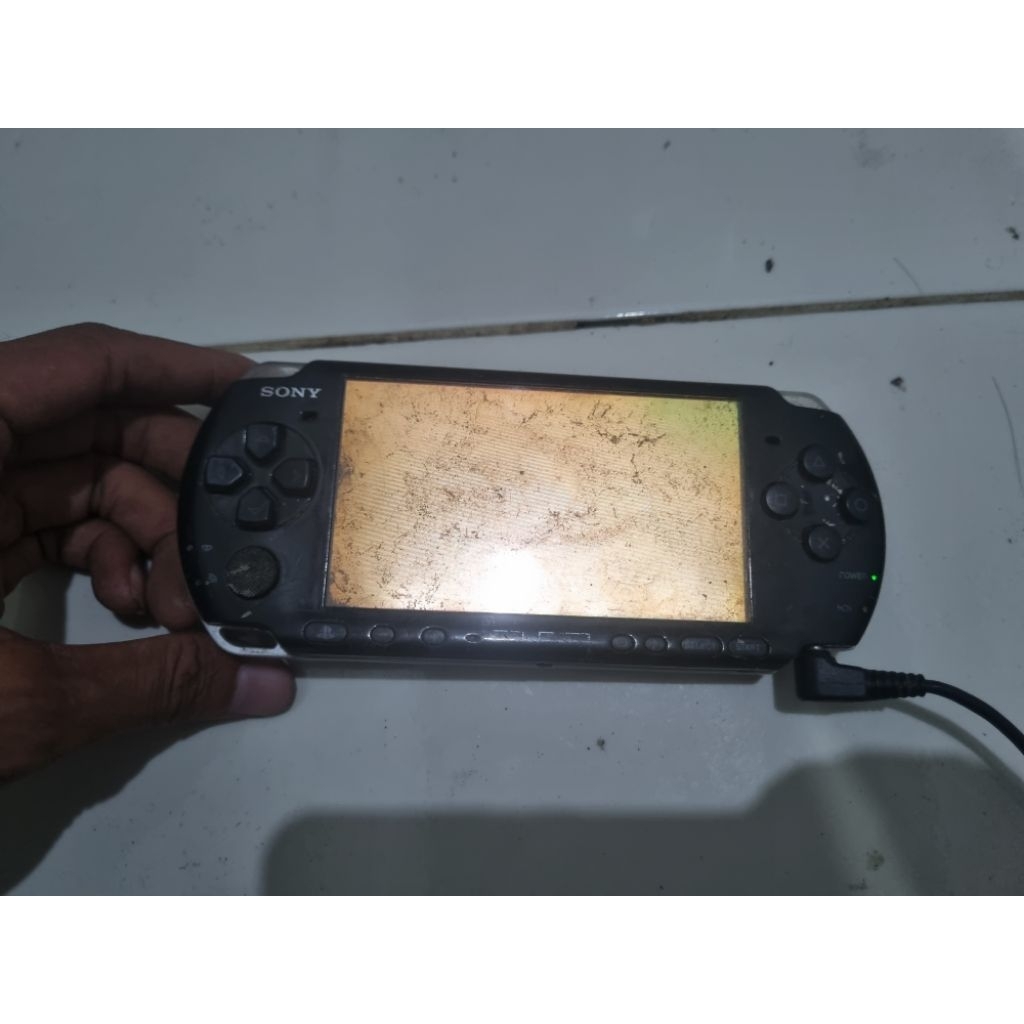 psp serie 3000 Minus layar