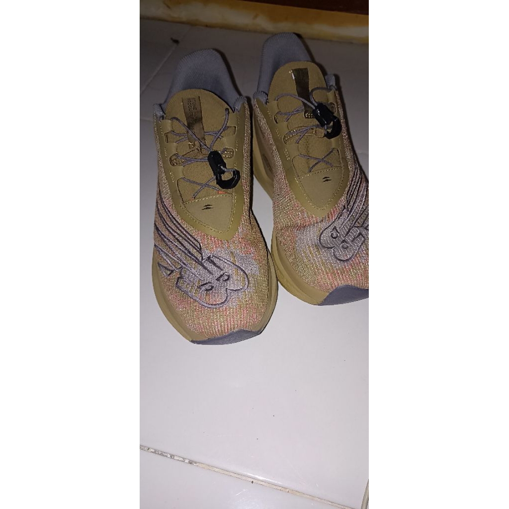 NB st0ne Isl4nd x tokyo second pemakayan pribadi