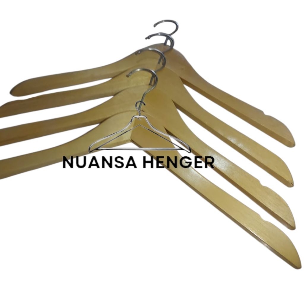 Hanger kayu lokal ½ lusin