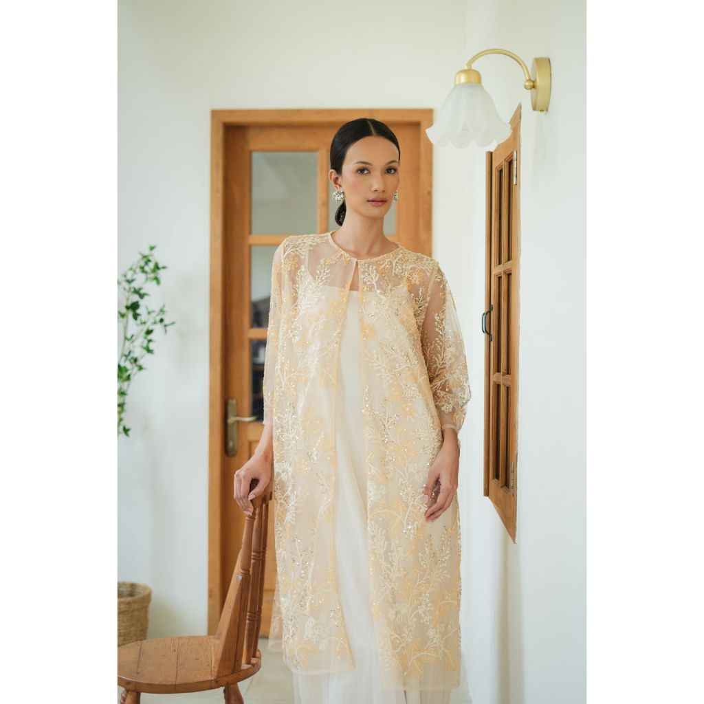 Dresshaus Deoline Dress in Butter Yellow | Dress Pesta Wanita Brokat Lace Tile Pleats Bordir Acara K
