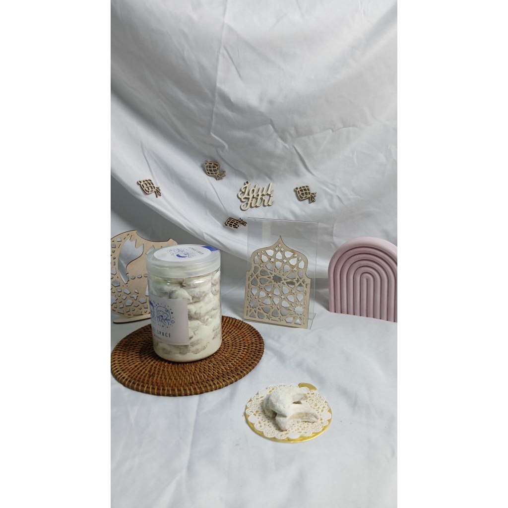 Kue Kering by Kuki.space