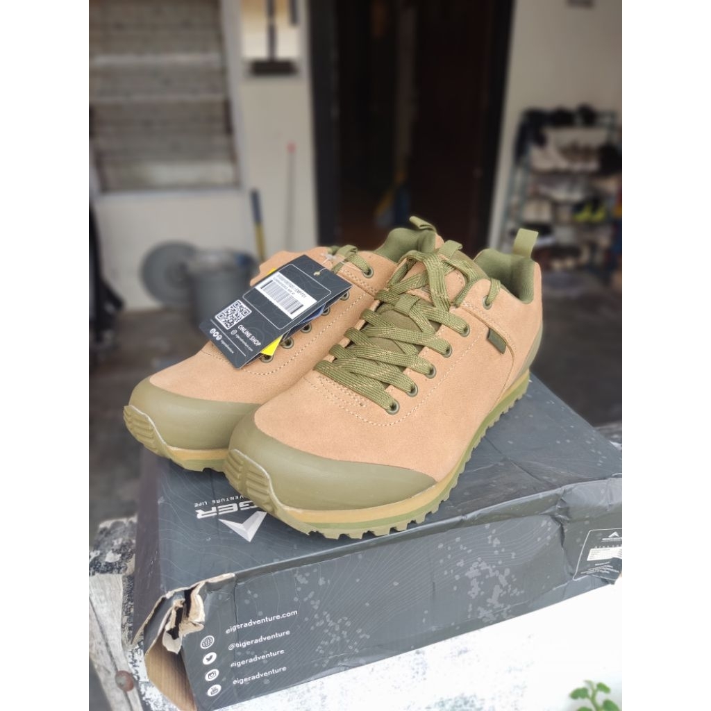 Sepatu Eiger Vibram Bugle Khaki
