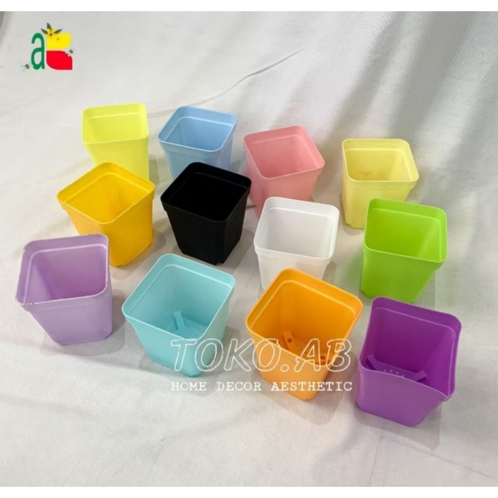 P014 POT KOTAK VAS BUNGA HIAS PLASTIKLUBANG TANAMAN HIDROPONIK