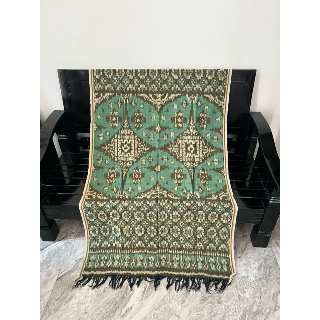 SAPUT BALI tenun blanket