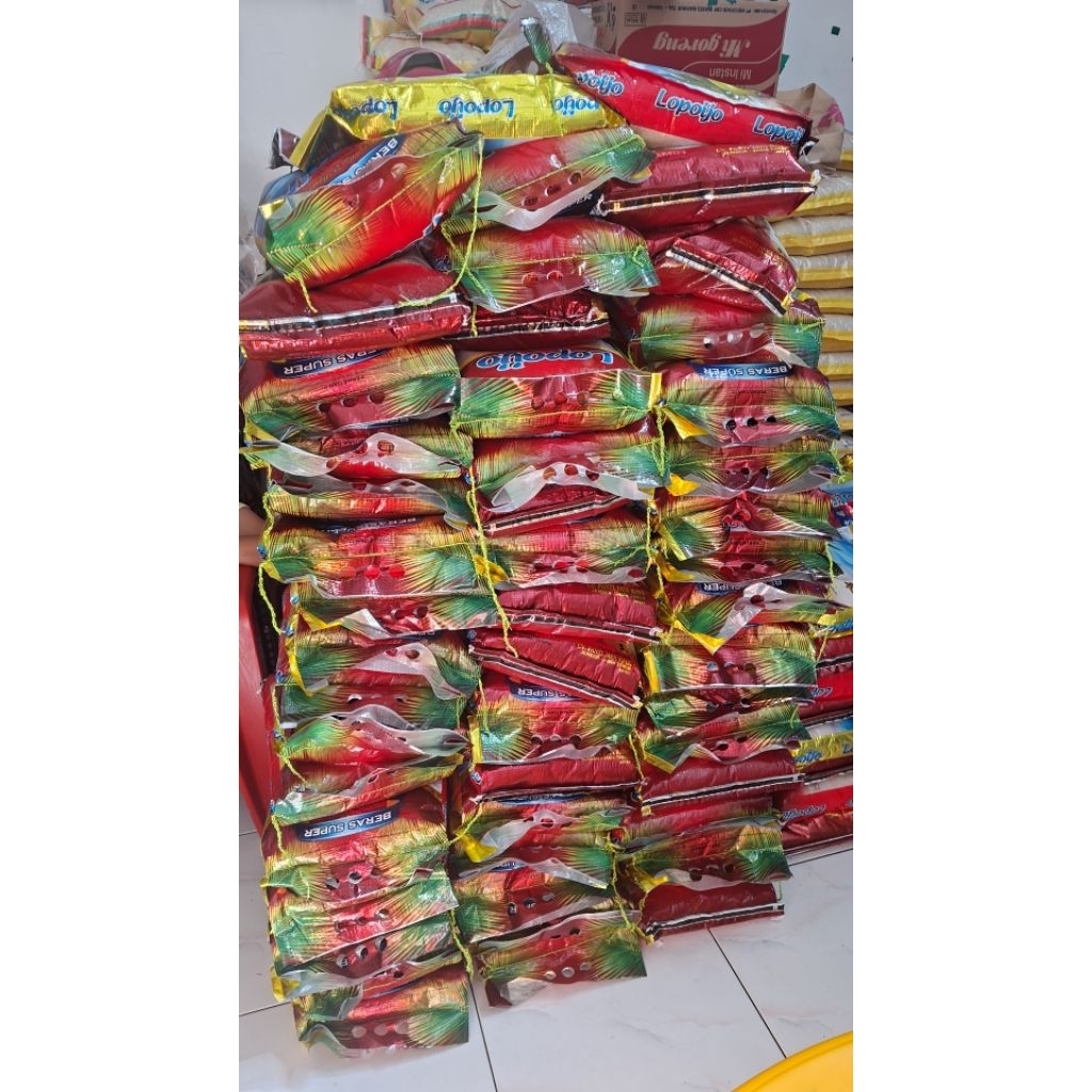 BERAS LOPO IJO 3KG