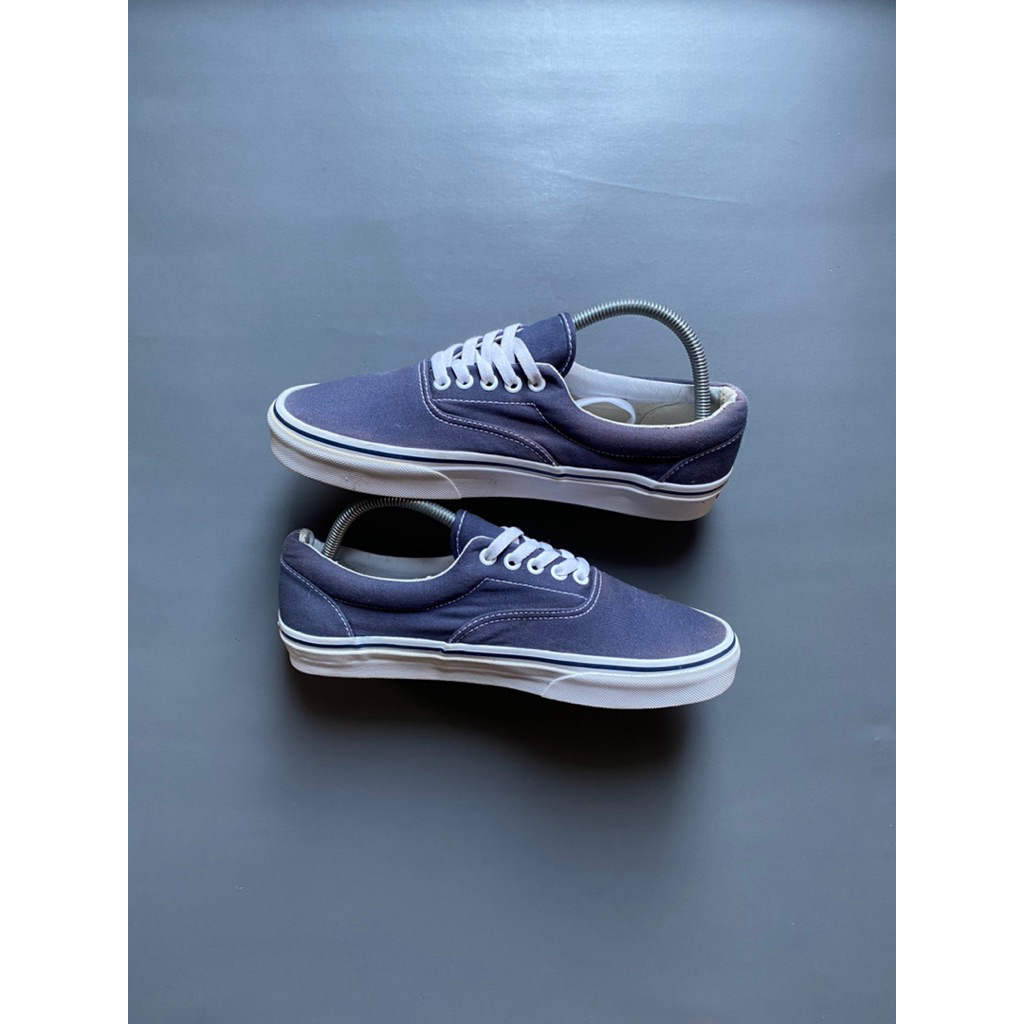 vans era navy